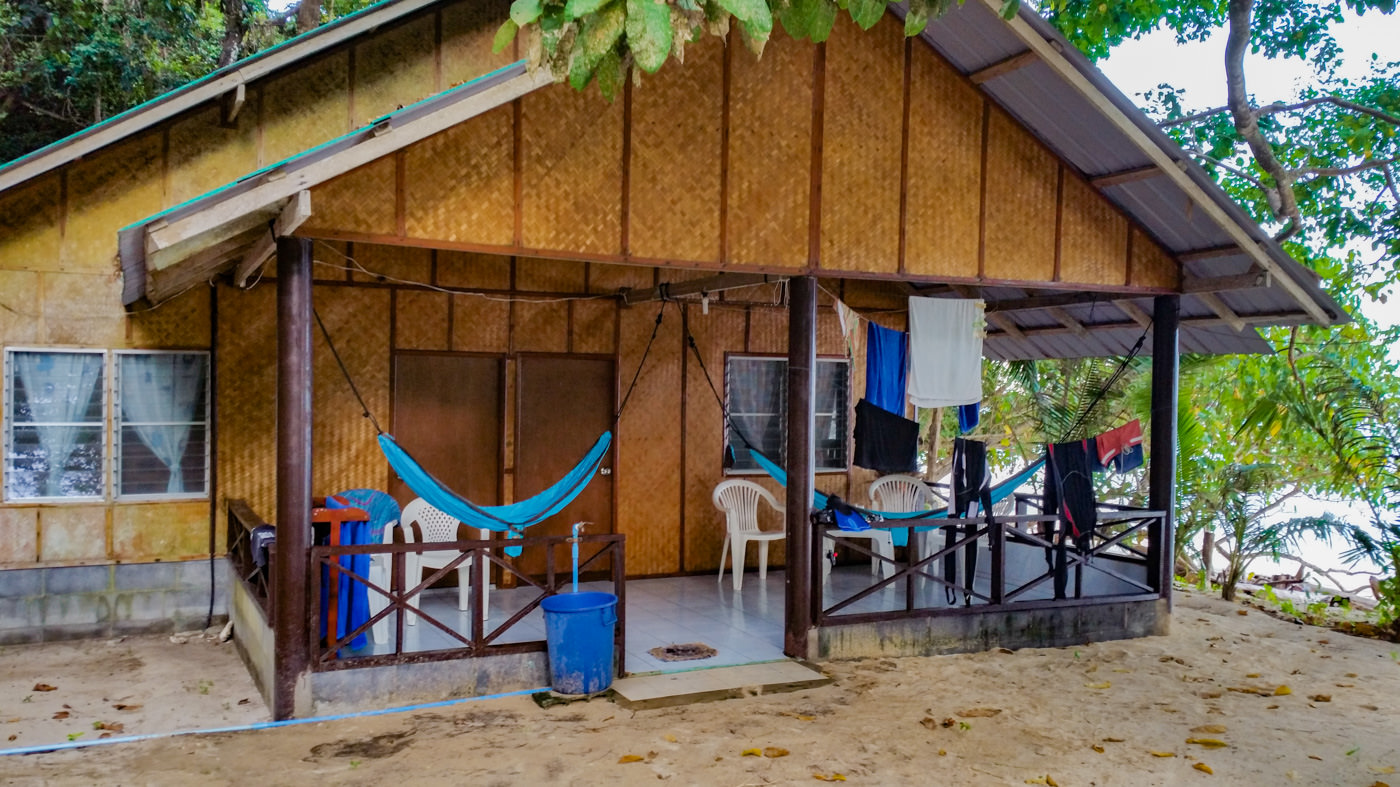 Unsere Hütte des Ao Nieang Resorts auf Koh Kradan