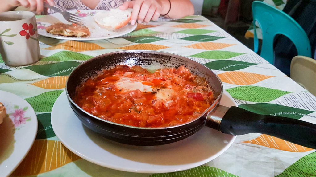 Israelisches Frühstück im Cacayan Restaurant