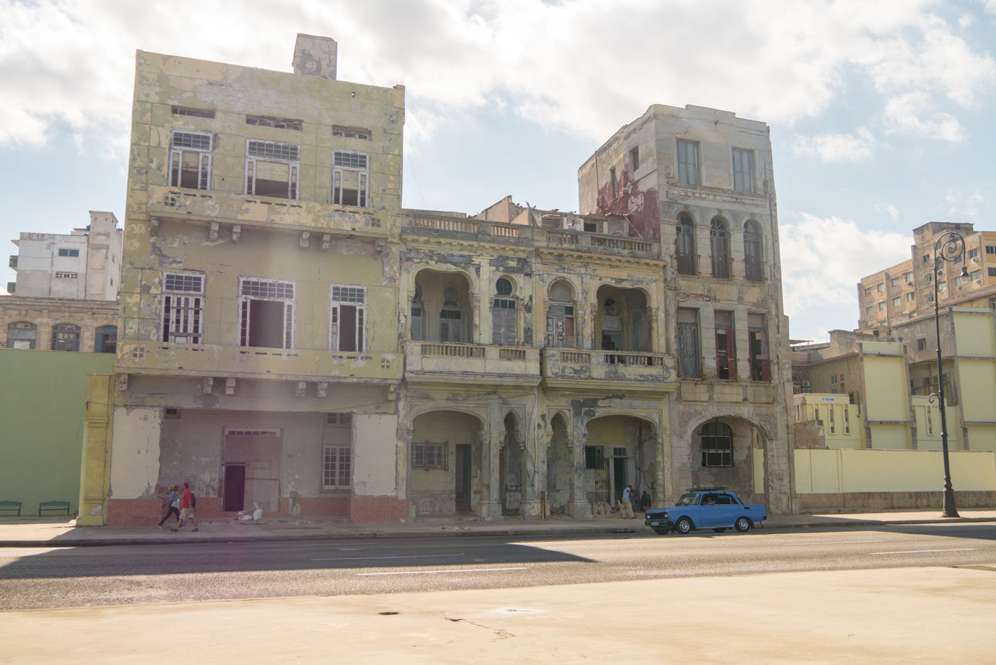 Havanna ist nicht nur Bunt - sondern zum größten Teil auch grau und zerfallen