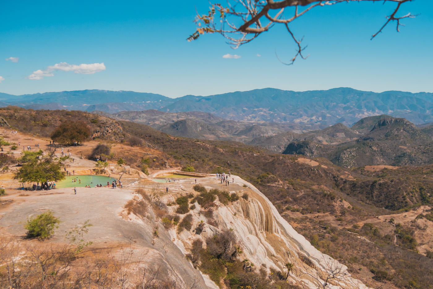 Die Aussicht von Oben auf den Hierve el Agua in Oaxaca, Mexiko