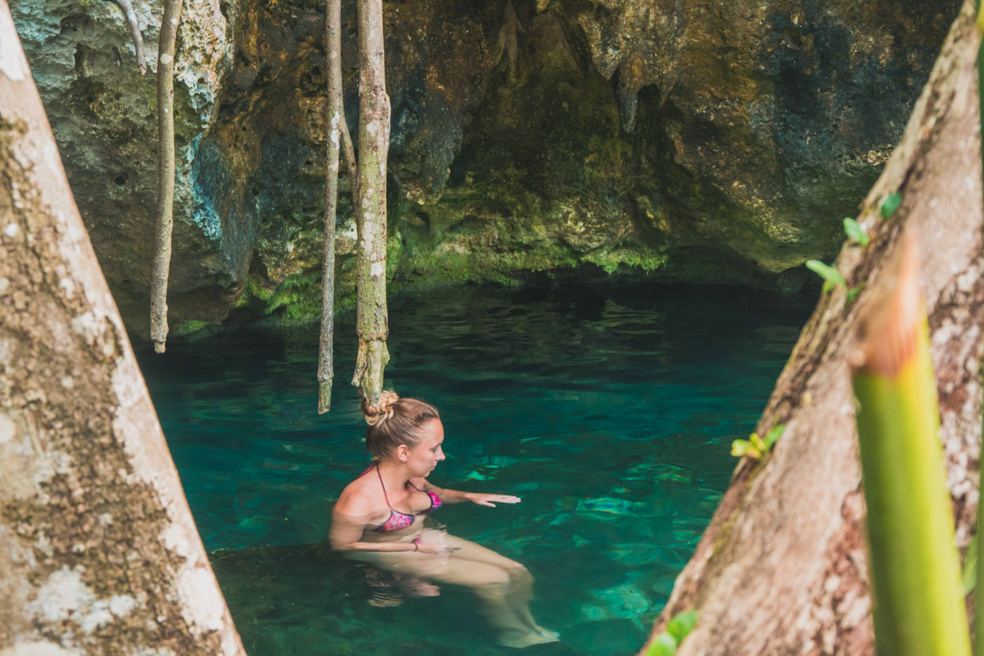 Julia in der Grand Cenote bei Tulum