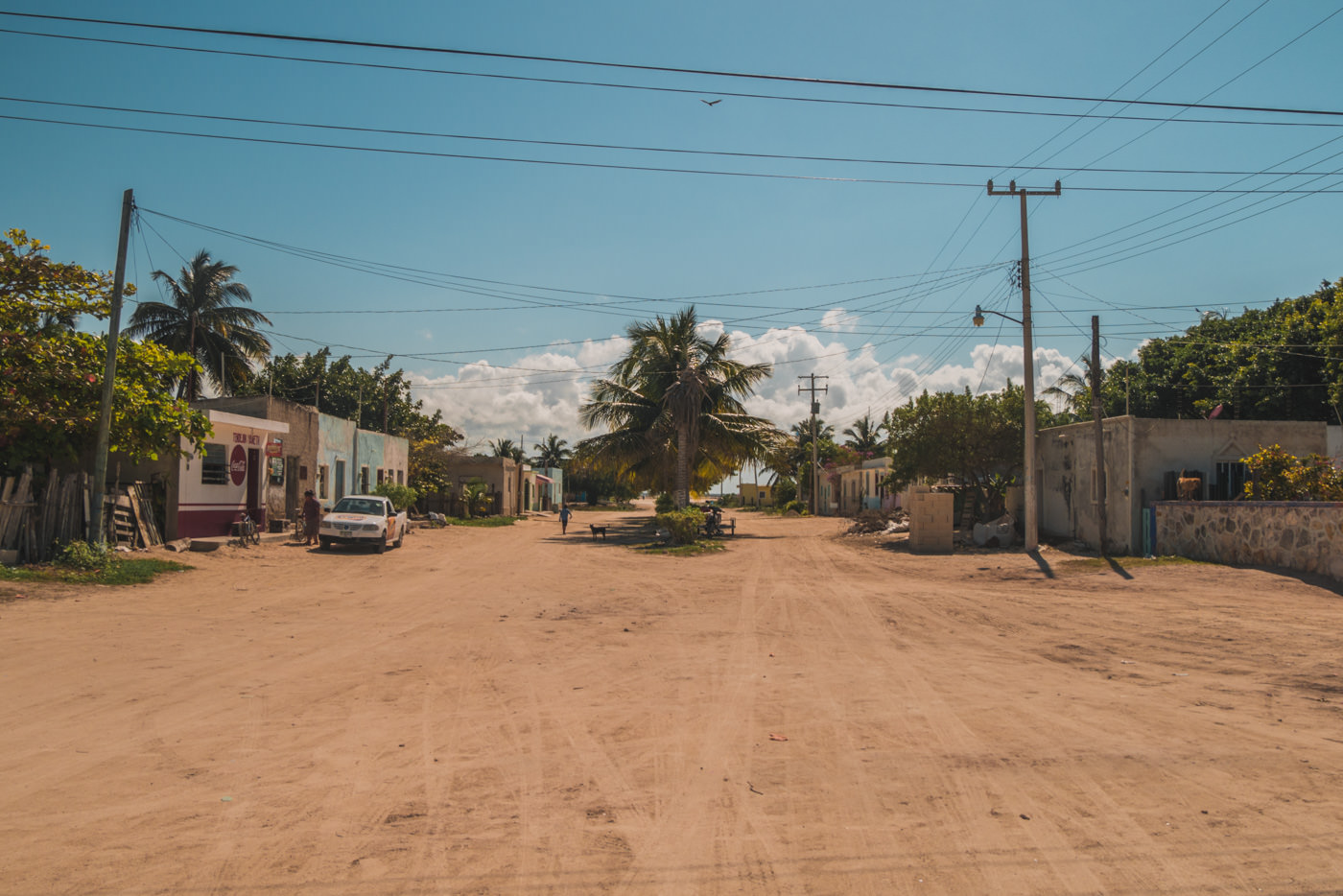 Straße in Las Coloradas in Mexiko