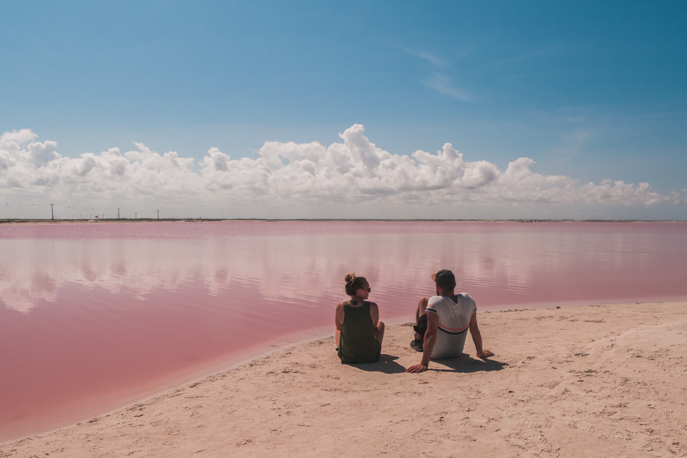 Wir an der pinken Lagune in Las Coloradas