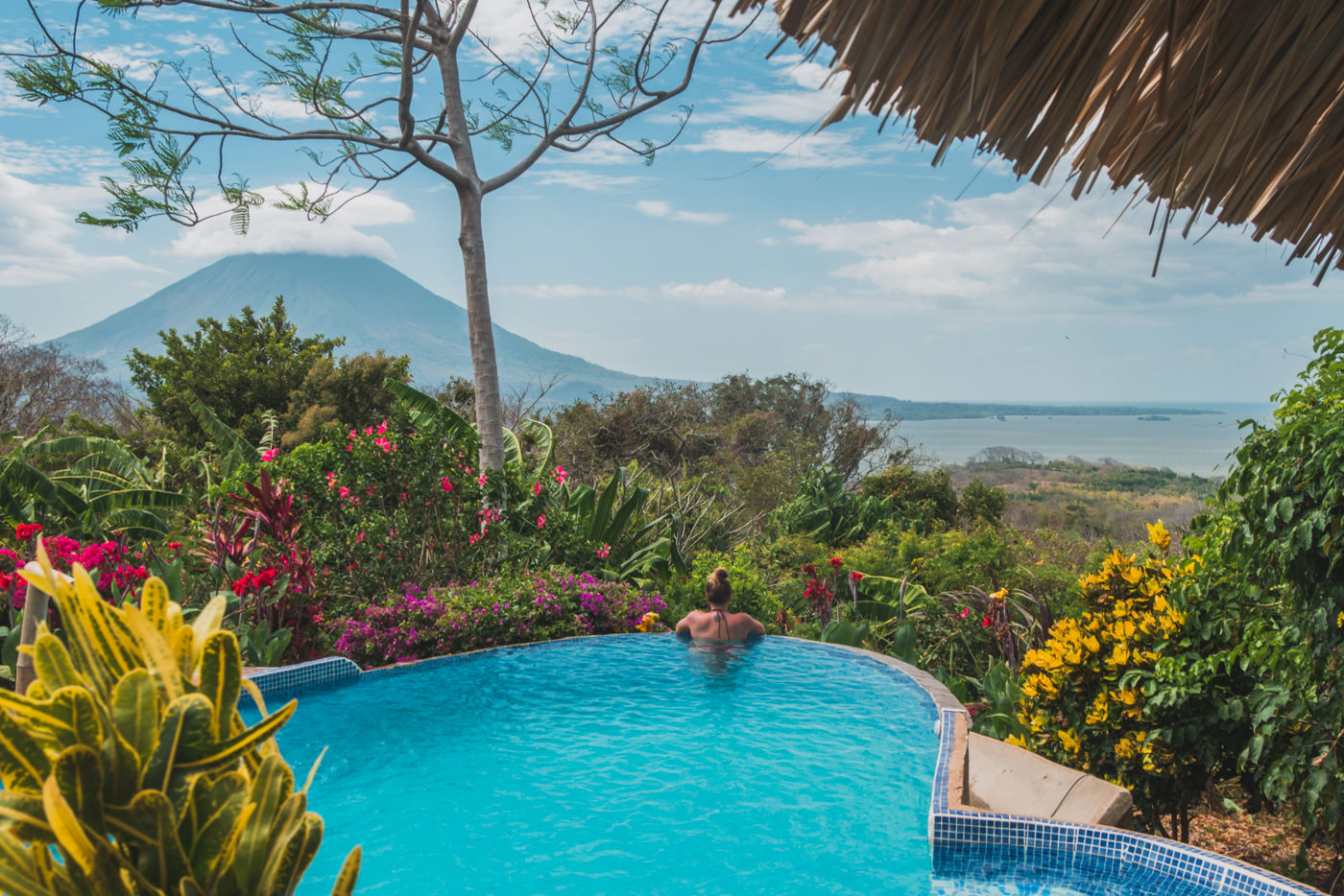 Infinitypool von der Totoco Eco Lodge auf Ometepe