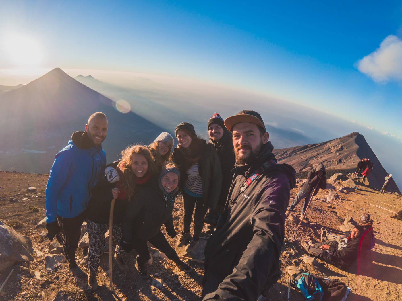 Gruppenbild auf dem Gipfel des Vulkan Acatenango