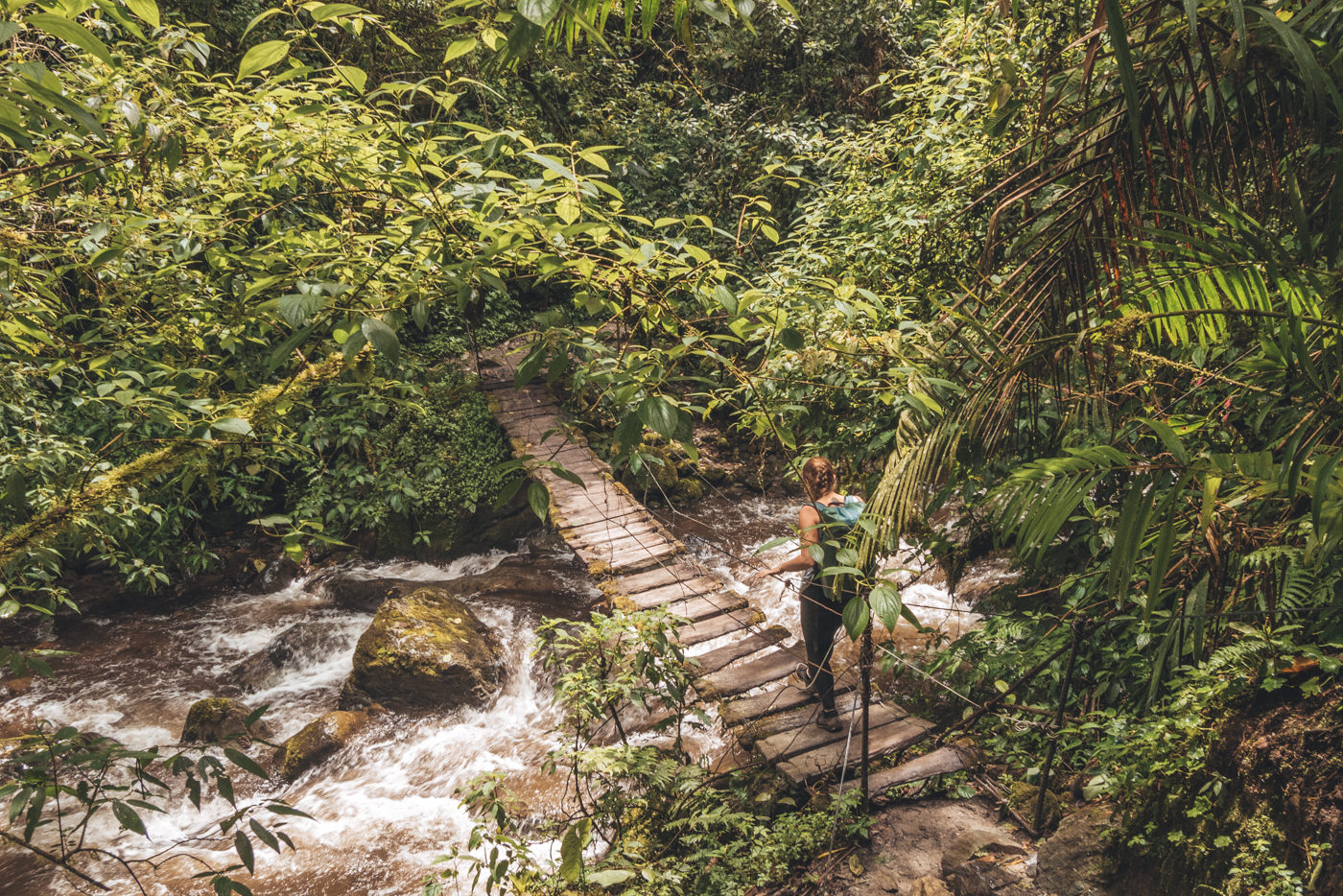 Julia im Valle de Cocora, Salento, Kolumbien