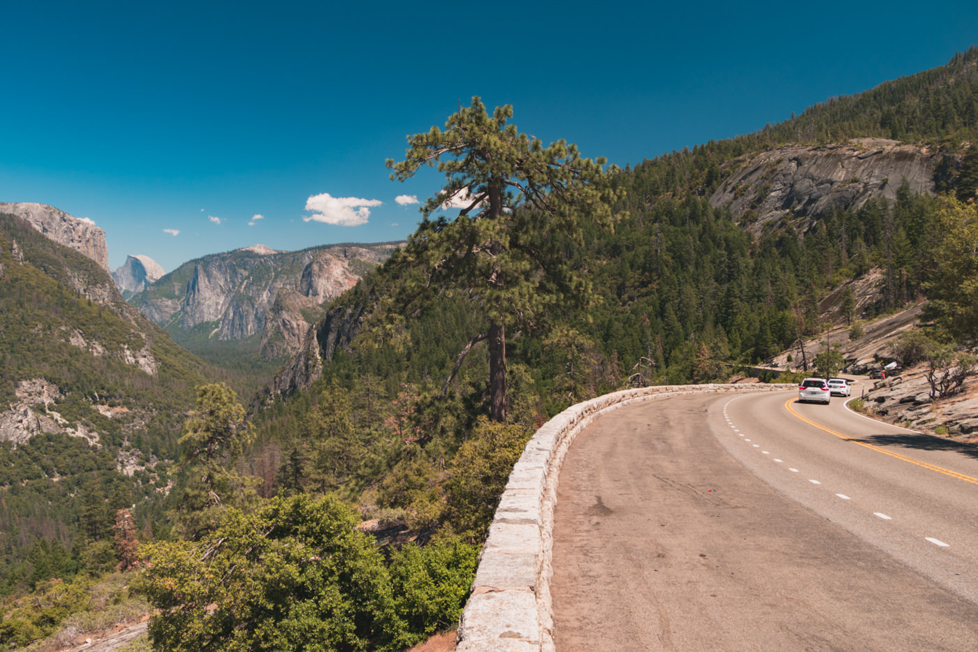 Straße im Yosemite Nationalpark