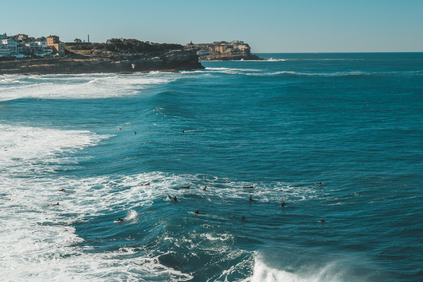 Surfer am Bondi Beach in Sydney