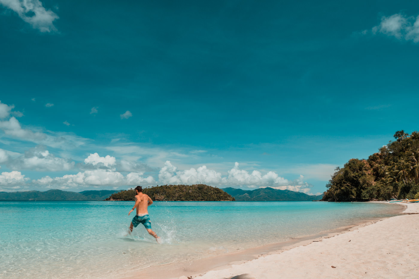 Matthias am Tiamban Strand auf Romblon Island