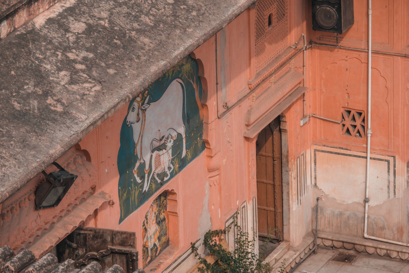 Wandgemälde im Hawa Mahal in Jaipur