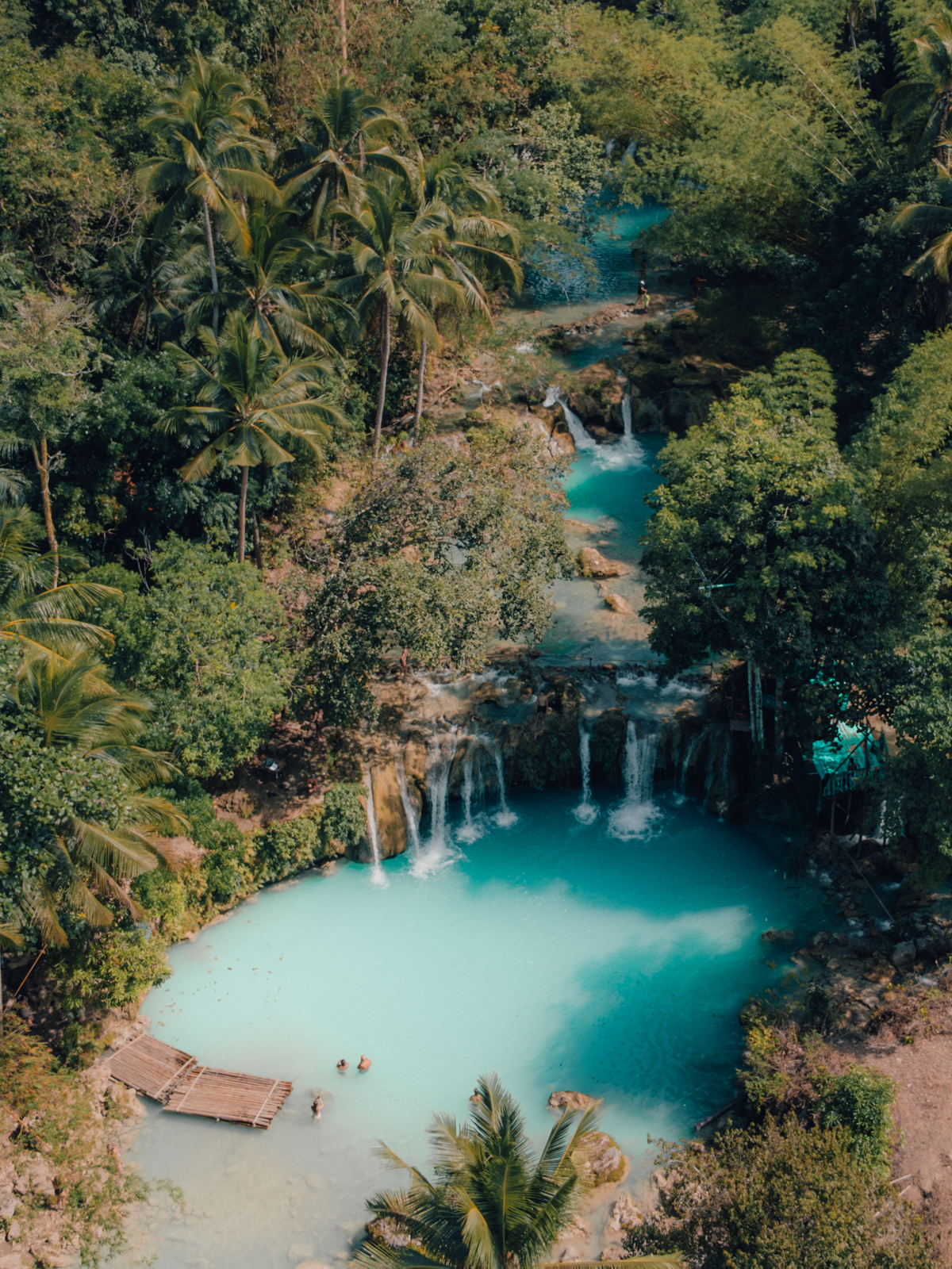 Cambugahay Falls auf Siquijor von oben